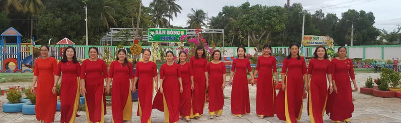 Hội đồng sư phạm trường mầm non Nghĩa Phú