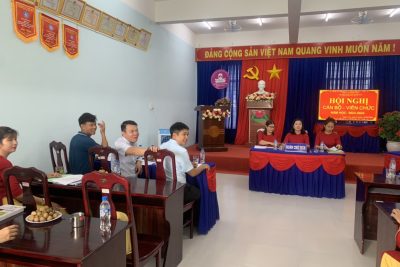 Hội nghị cán bộ viên chức đầu năm 2023-2024. Đến dự Hội nghị có đồng chí Phạm Tấn Phước Bí thư Đảng Uỷ xã; đồng chí Đặng Văn Thái P. Chủ tịch UBND xã!